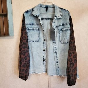 COPY - NWT Crazy Train Women's Sz 3x. Sheer Brown/black sleeves